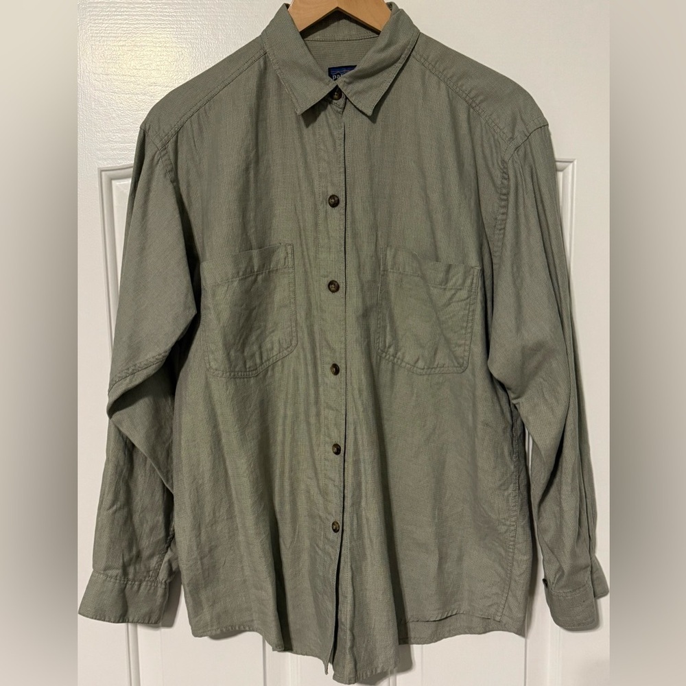 Patagonia Portugal Organic Cotton Button Down Sage 21” P2P Women’s Small